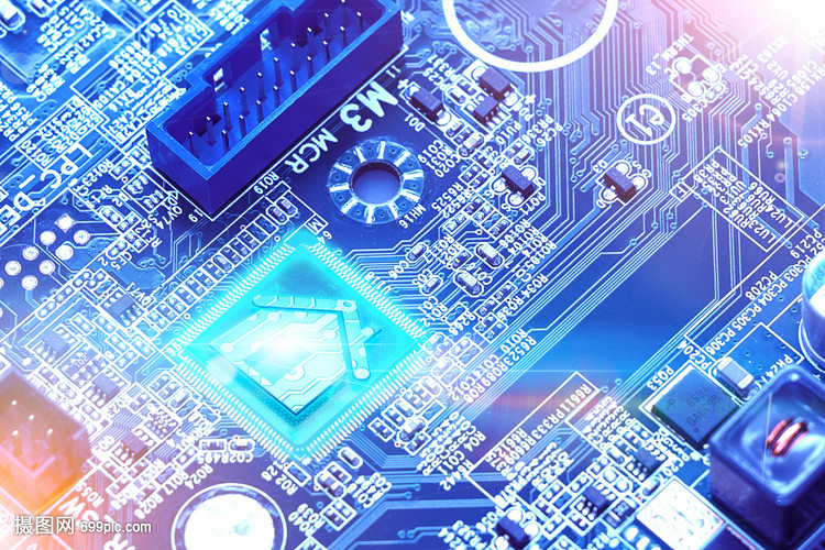 芯片電子電路板科技與通信及自動控制技術(shù)的融合研究